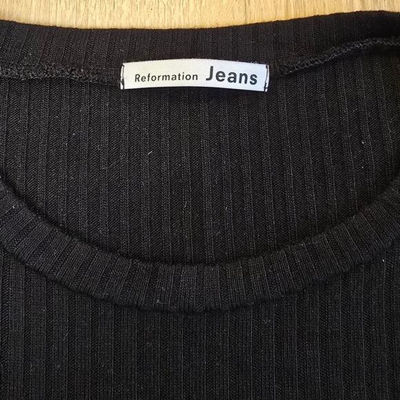 Reformation Black Ribbed Knit Long Sleeve Top Size S Crew Neck Elevated Basics - Picture 3 of 3